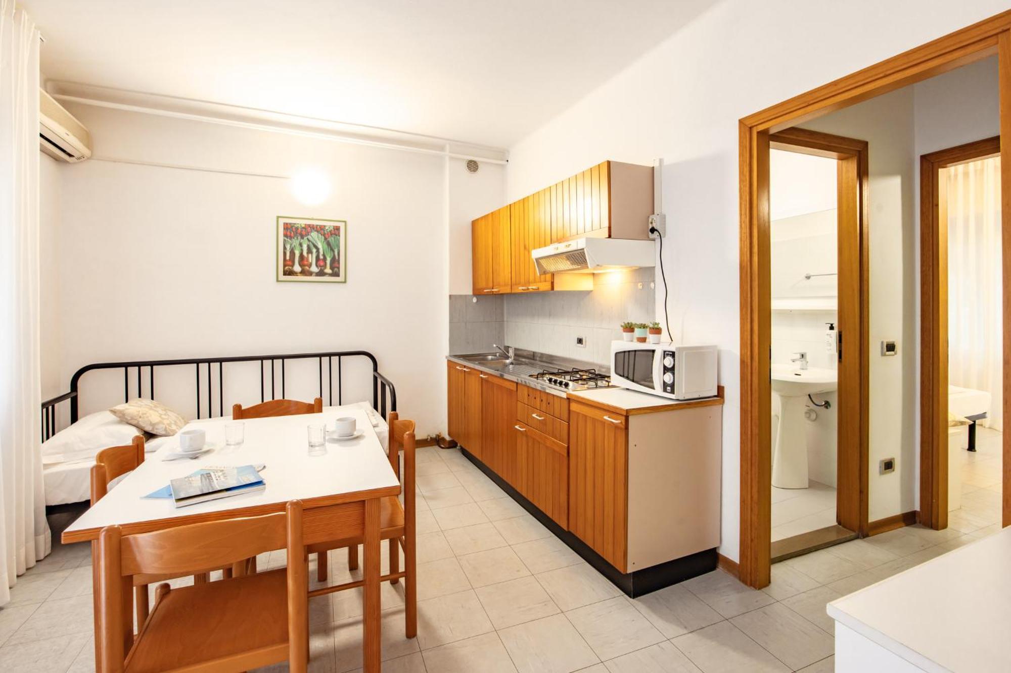 Aparthotel Carinzia ลินญาโน ซับเบียโดโร ภายนอก รูปภาพ